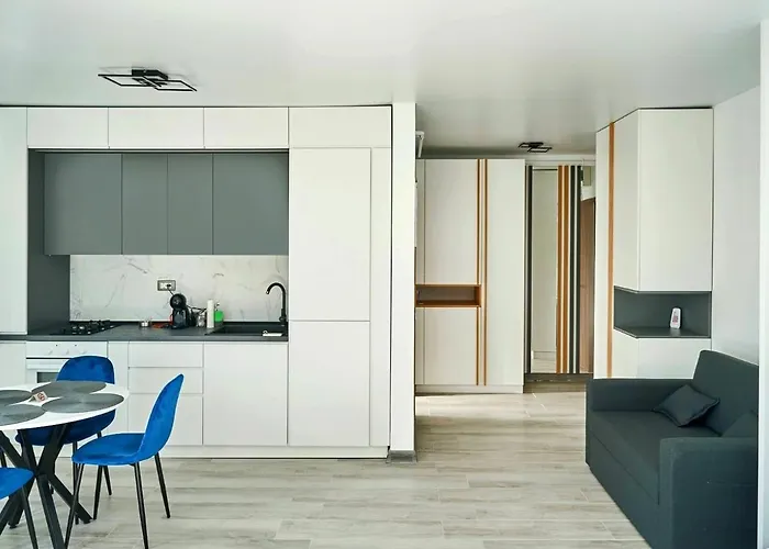 Mamaia-nordcom Exclusiviste Alz N10 *