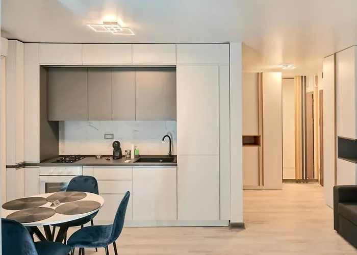 Mamaia-nordcom Exclusiviste Alz N10 * Navodari